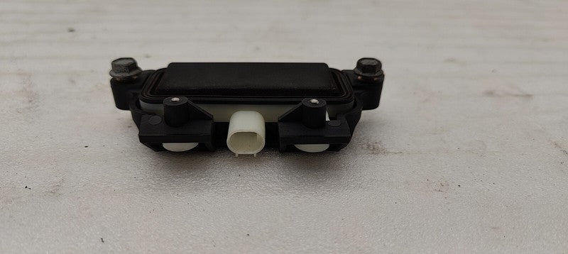 ⭕ 2012-2020 Tesla Model S Rear Trunk Liftgate Release Handle Switch w/ Bracket