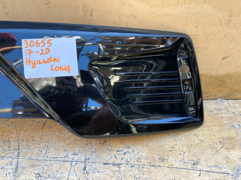 86683G2000 ⭕ 2017-2020 Hyundai Ioniq Rear Bumper Valance Cover Molding Black 86683-G2000