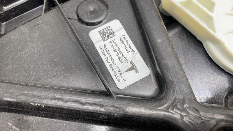 ⭕ 20-23 Tesla Model Y Rear Left Window Regulator & Motor w/ Carrier 14