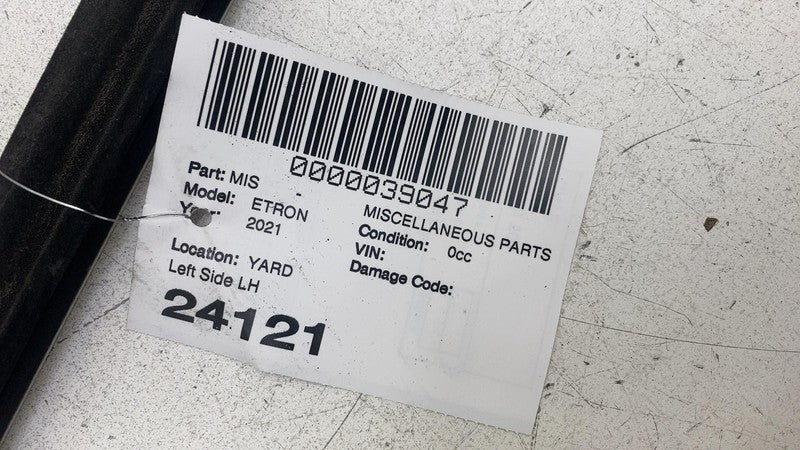 4KE 837 475 ⭕ 2019-2023 Audi E-Tron Quattro Front Left Side Door Window Belt Moulding OEM