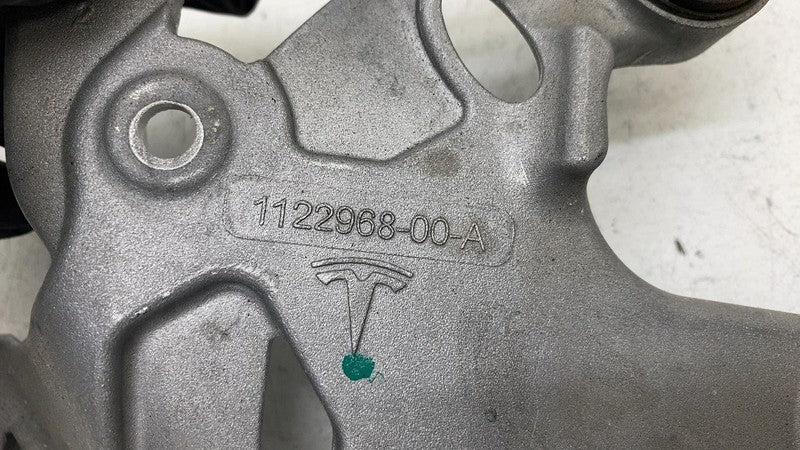 ⭕ 17-23 Model 3 HVAC A/C Air Compressor Body Bracket Mount Support 112