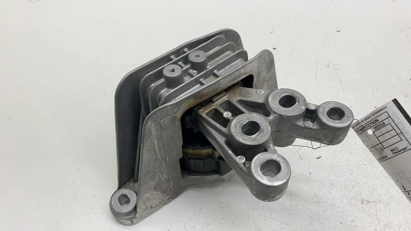 68224746 AD ⭕ 23-25 Chrysler Pacifica Engine Right Frame Mount Support Bracket RH 68224746AD