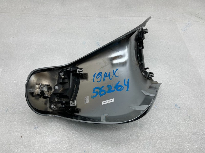 1062962 00 A ⭕16-23 Model X Rear Left 2nd Row Seat Outer Monopost Outboard Cover 1062962-00-A