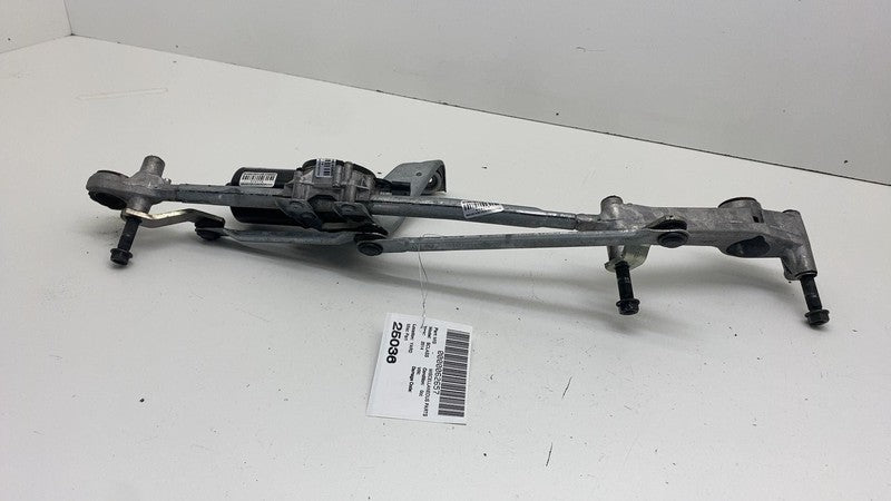 ⭕ 14-15 Mercedes-Benz B Electric Drive Front Wiper Motor & Linkage A24