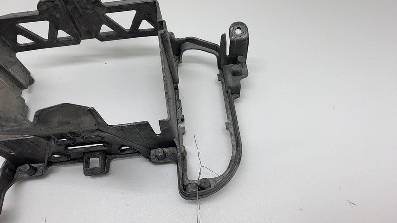 ⭕ 2011-2018 Porsche Cayenne Dashboard Center Console Head Unit Bracket