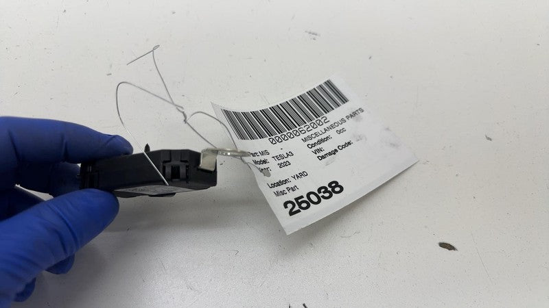 ⭕ 17-23 Tesla Model 3 Y Infotainment Antenna Amplifier AMP Radio FM 10