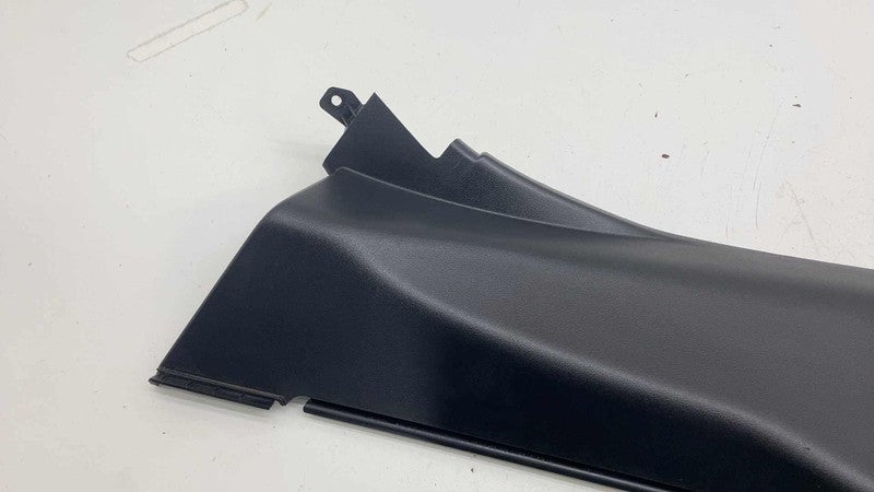 ⭕2014-2019 Land Rover Range Rover Sport Rear Left Side C-Pillar Lower Trim Cover