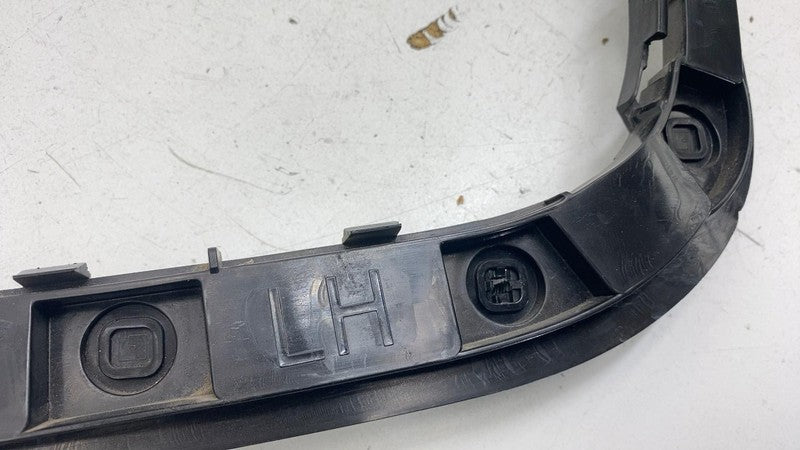 1083990-00-K ⭕ 2017-2023 Model 3 Rear Left Retainer Wing & Tail Light Bracket LH 1083990-00-K