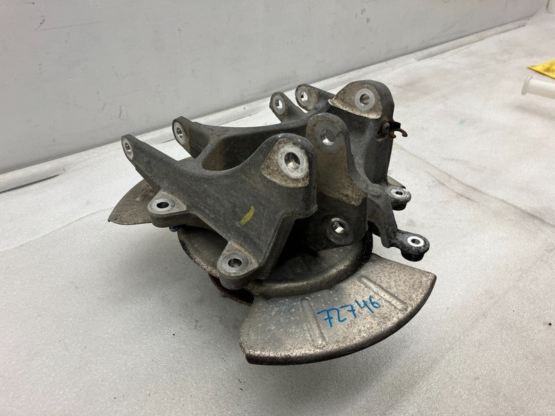 600643300A 16-20 Model S Rear Right Spindle Knuckle w/ Dust Shield & Wheel Hub 6006433-00-A