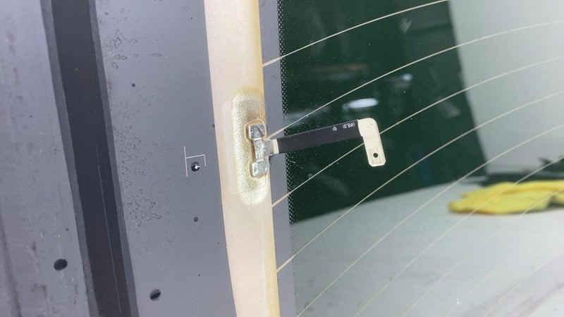 2022 2023 2024 Kia EV6 Rear Tailgate Liftgate Windshield Back Window Glass Assy