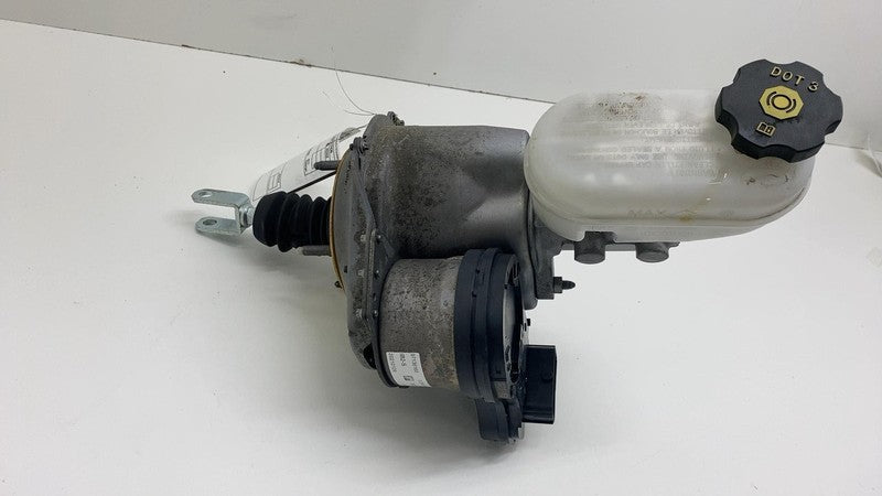 142067100A 2021-2024 Tesla Model S MS Electromechanical Brake iBooster Servo with Reservoir
