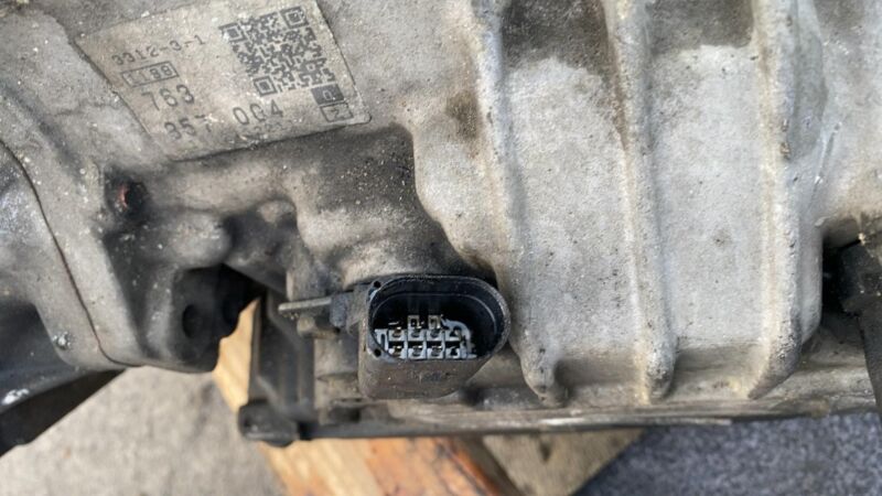 24007638570 2011-2016 Mini Cooper Automatic Transmission Assembly 1.6 A/T 6-Speed FWD