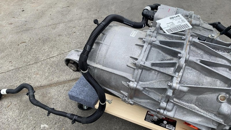 1120990 00 H 2020-2024 Tesla Model Y MY Rear Drive Unit Engine Electric Motor Low Current 3DU