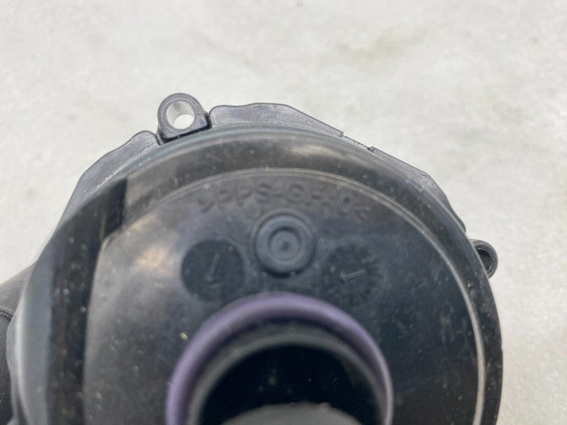 Does Not Apply 2017-2023 Tesla Model 3 M3 Radiator Reservoir Auxiliary Coolant Water Pump Motor