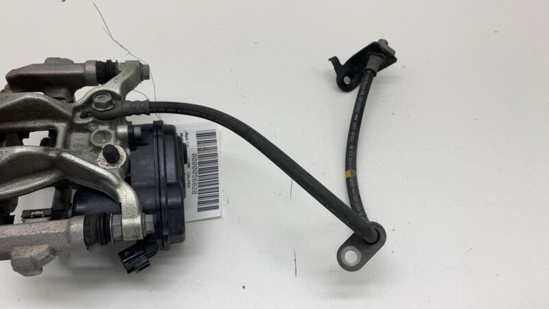 ⭕ 2019-2022 Toyota C-HR Rear Passenger Side Brake Caliper w/ Hose Line Right OEM