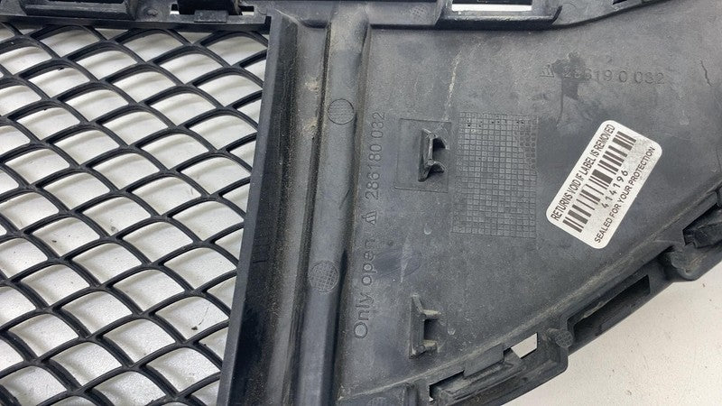 A2428850122 ⭕ 14-17 Mercedes B-Class Front Lower Center Bumper Air Vent Grille A2428850122