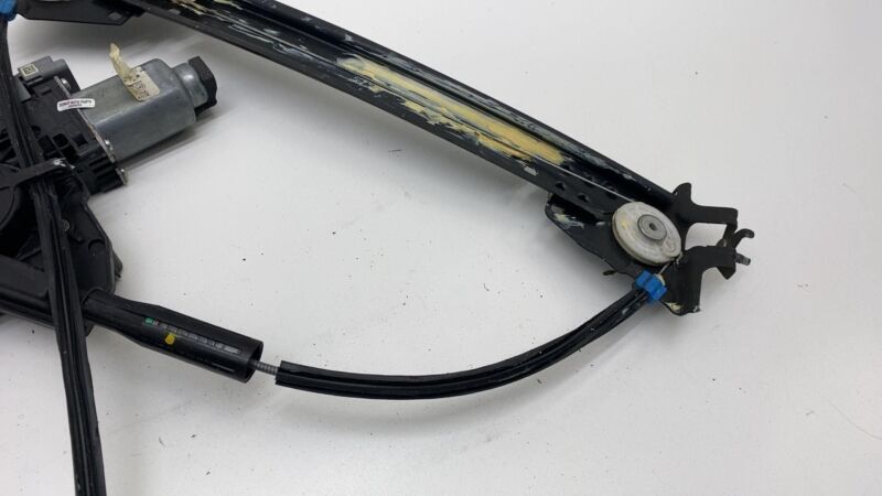 600637700G 2012-2020 Tesla Model S Rear Passenger Side Door Window Regulator & Motor Right