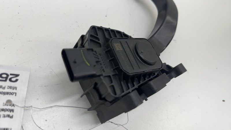 ⭕ 2017-2023 Tesla Model 3 Front Accelerator Pedal Throttle Sensor Pad