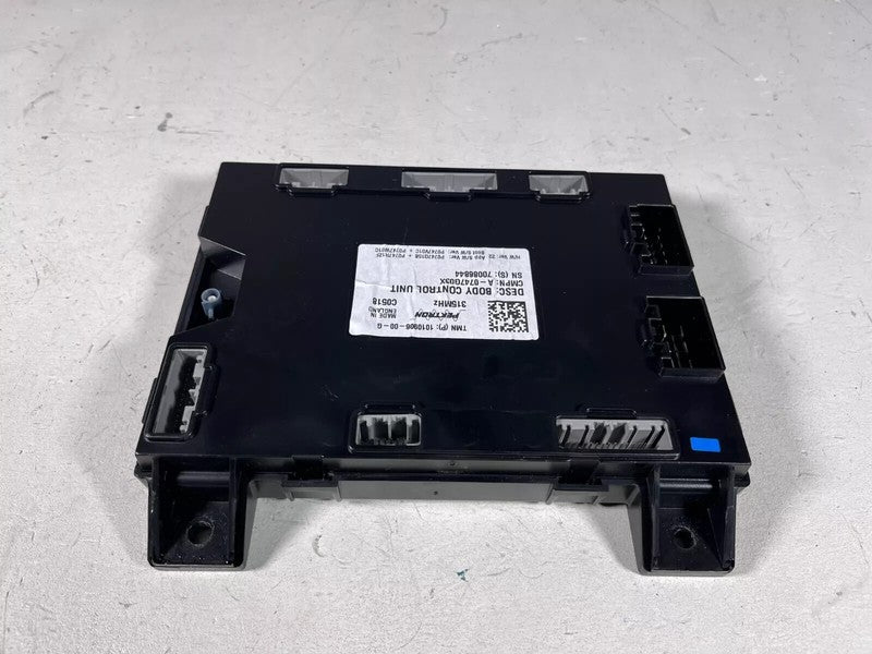 ⭕ 12-20 Tesla Model S Body Controller Bcm Control Module 1010906-00-G