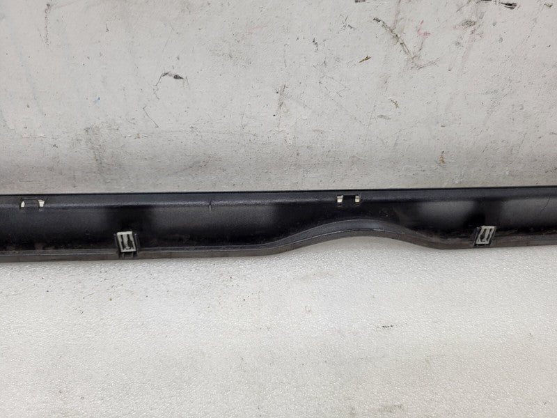 101221700F ⭕12-23 Tesla Model S Passenger Side Skirt Molding Scuff Plate Right 1012217-00-F