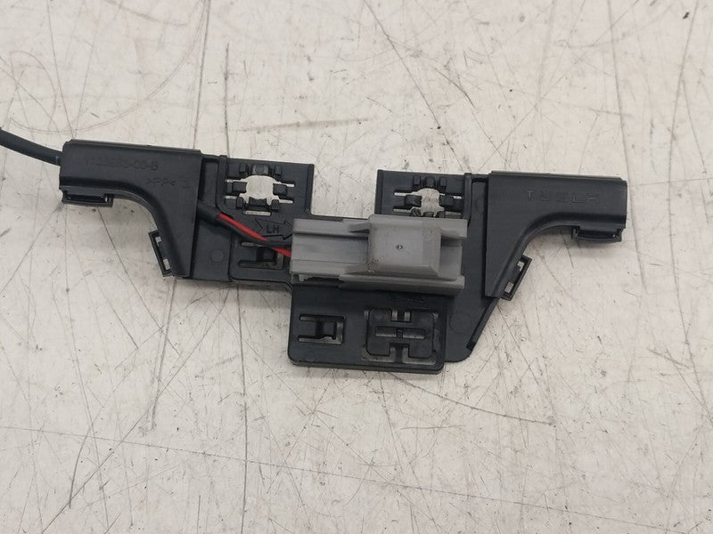 1085939 01 E ⭕ 2017-2020 Tesla Model 3 Rear Side 2nd Row Seat Belt Buckle Left 1085939-01-E