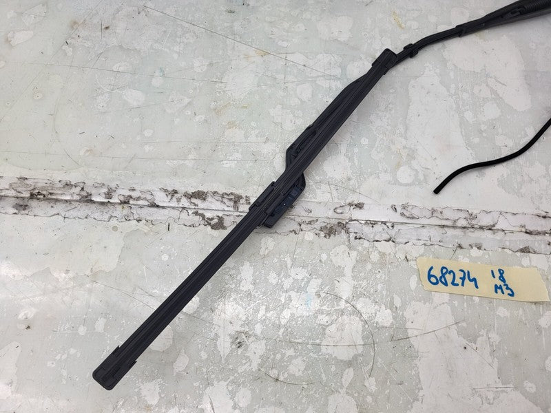 107672900A ⭕ 2017-2022 Tesla Model 3 Front Windshield Wiper Arm & Blade Right 1076729-00-A