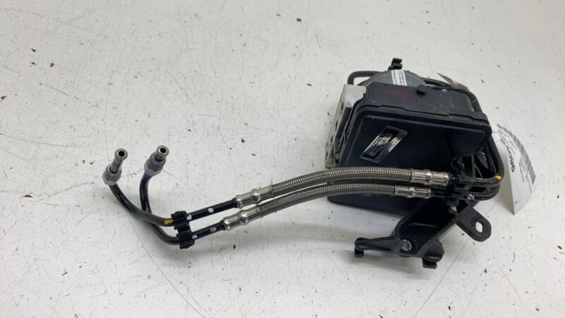 110354100A ⭕ 24 Model 3 Anti-Lock Brake System ABS Pump Unit w/ Bracket & Pipe 1103541-00-A