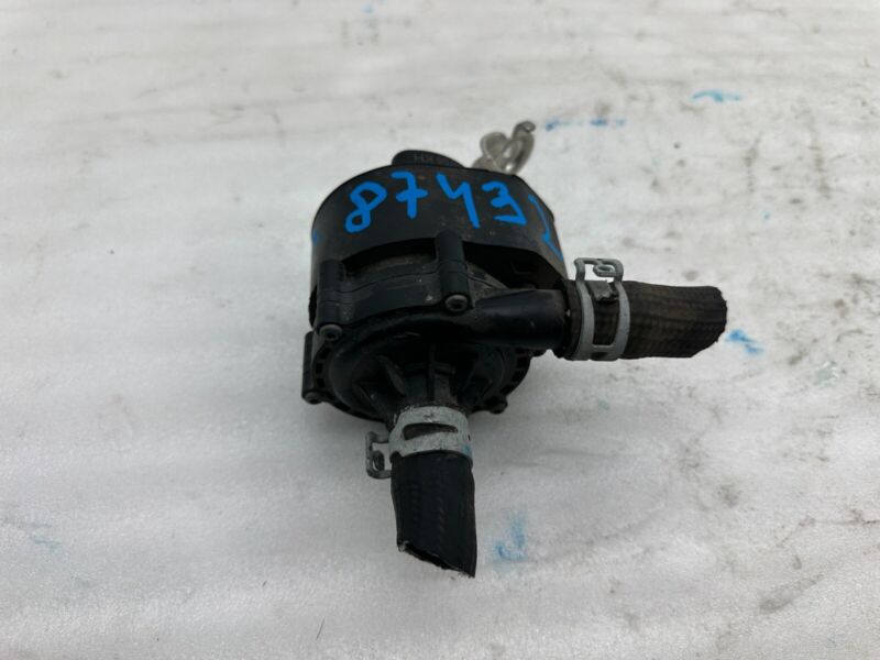 105452900F 2016-2020 Tesla Model X MX Additional Auxiliary Water Pump Assembly 1054529-00-F