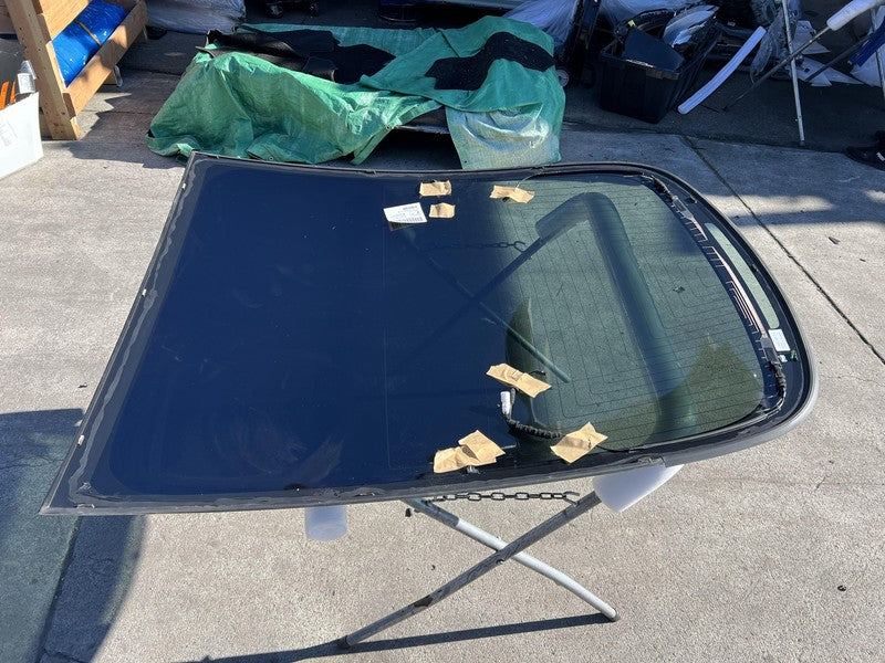⭕ 17-20 Model 3 M3 Rear Trunk Panoramic Backlite Glass Back Section 14