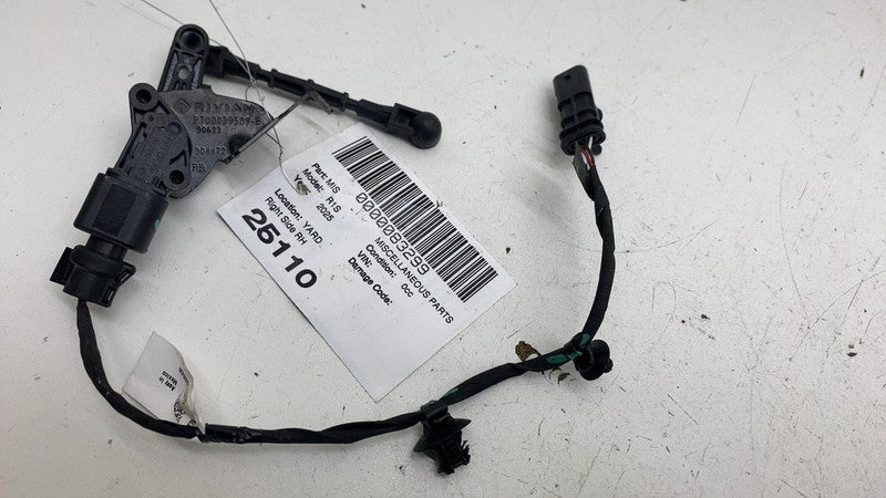 PT00039589E ⭕ 2025 Rivian R1S Front Right Suspension Height Level Sensor RH OEM PT00039589-E