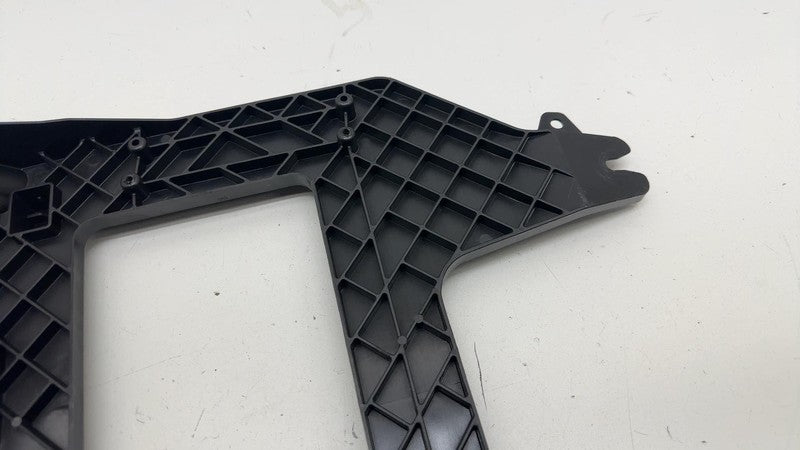 ⭕ 2019-2024 Porsche Cayenne Sound Amplifier Retainer Bracket Holder 4M