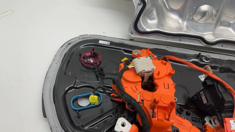 110639401P ⭕ 21-24 Tesla Model Y MY Power Conversion System Onboard Charger Penthouse Assy