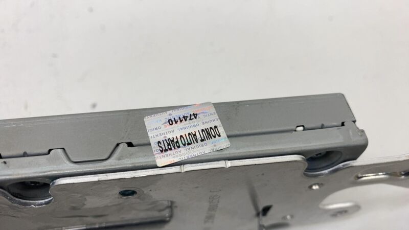 107974900E ⭕ 17-23 Model 3 M3 Harman Becker FM HD Audio Radio Receiver Module 1079749-00-E