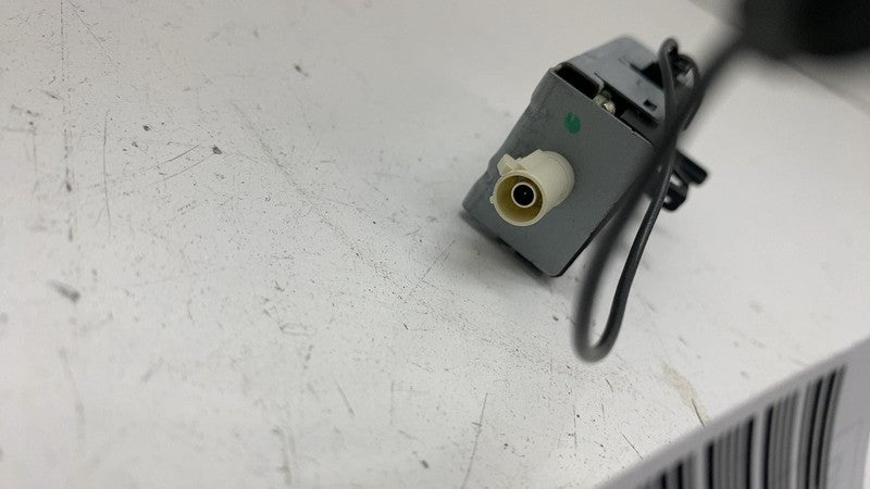 LB5T-18C847-BC ⭕2021-2024 Ford Mustang Mach-E Antenna Amplifier Isolator Booster LB5T-18C847-BC