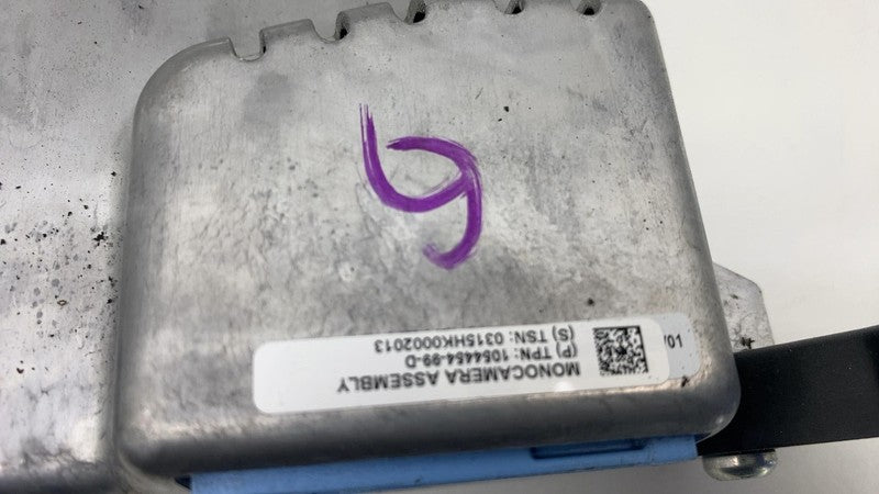 2016-2020 Tesla Model X MX Monocamera Drivers Assistance System Contro