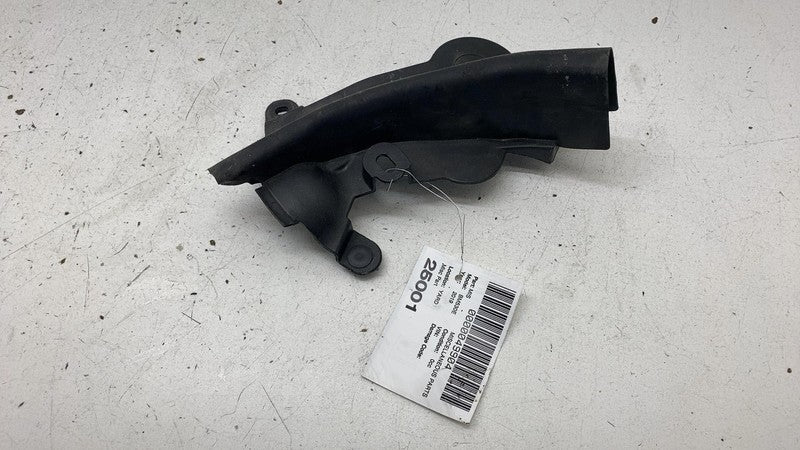 51767349601 2017-2022 BMW 530e Front Driver Side Hood Bonnet Gasket Seal Strip Cover Left LH