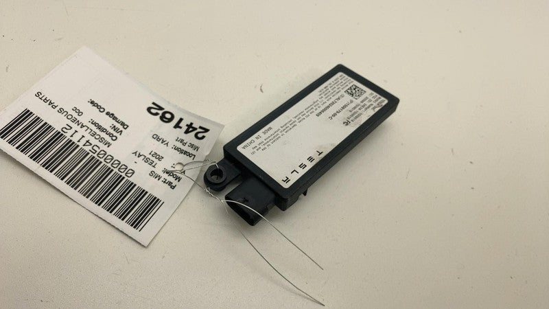 150817900C 2020-2024 Tesla Model Y MY Rear Bluetooth Low Energy Antenna Control Module BLE