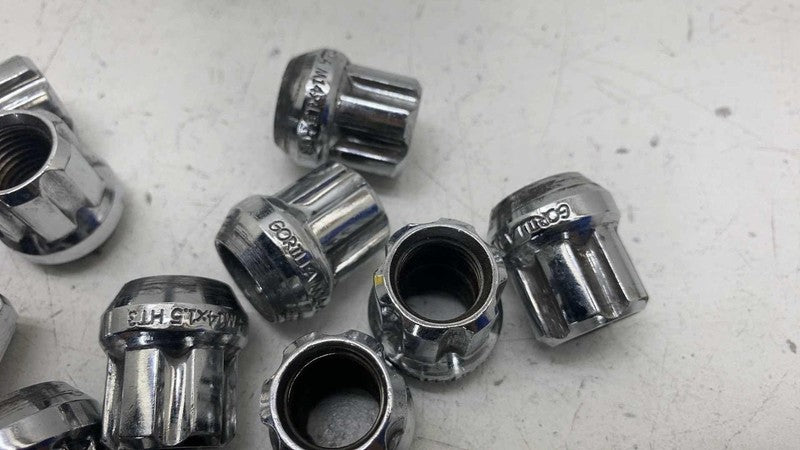 ⭕ 2014-2022 Range Rover Sport Gorilla Short Chrome Locking Lug Nuts 14