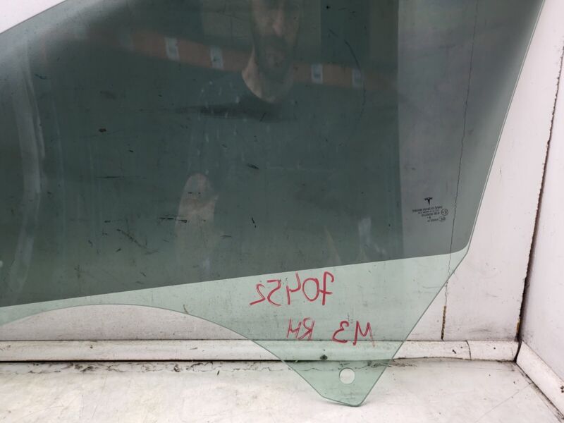 43R-004530 ⭕ 2017-2019 Tesla Model 3 Front Passenger Door Window Glass Right RH Single Pane