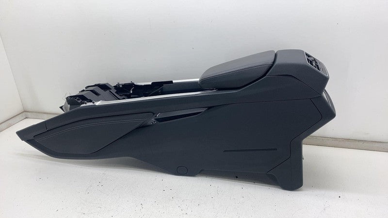 ⭕ 2021-2022 Audi E-Tron Quattro Front Center Console Assembly