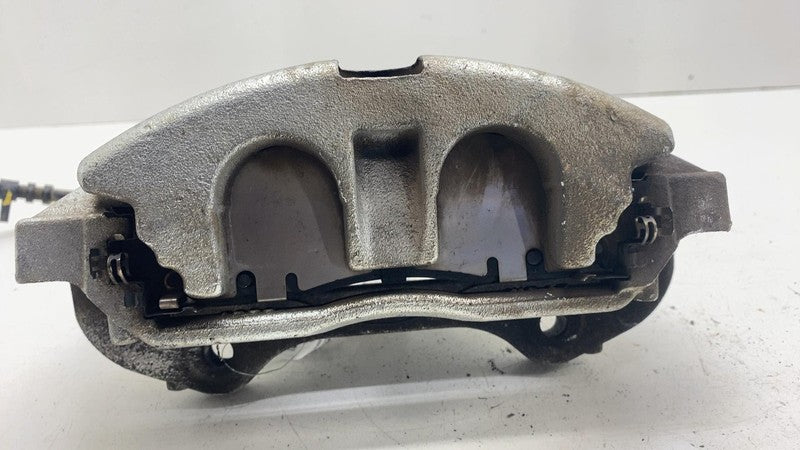 17988801 ⭕2017 2018 2019 2020 Chrysler Pacifica Front Passenger Caliper Right RH 17988801