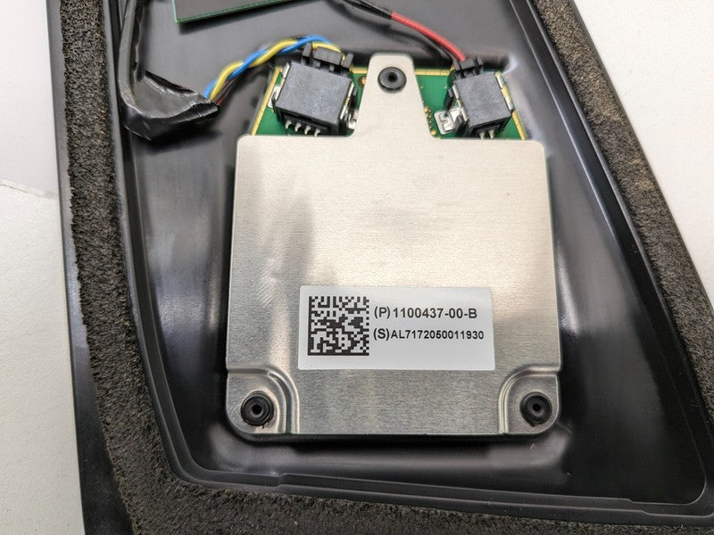 110043700B ⭕ 17-23 Model 3 Driver Side B-Pillar Applique Glass w/ Camera Left 1109253-00-J