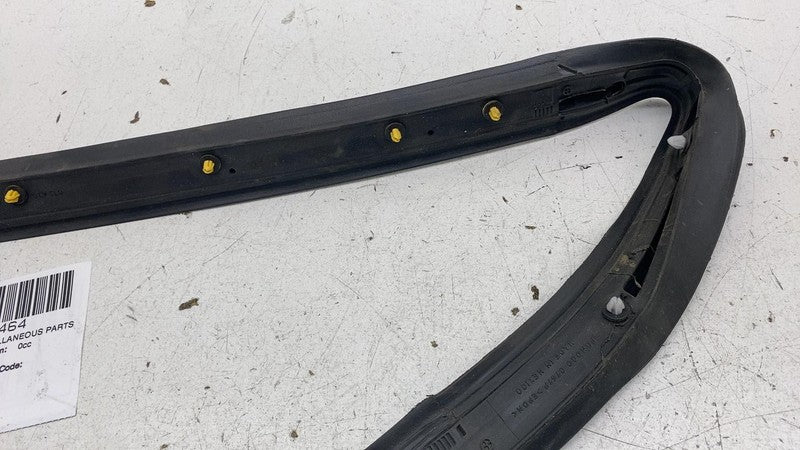 ⭕2018-2021 Lincoln Navigator Rear Driver Side Door Weatherstrip Rubber