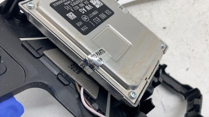 Camera/projector VOLKSWAGEN ID4 25