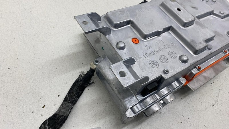 104889300A ⭕ 12-15 Tesla Model S 1-Phase High Voltage Junction Box Dual Motor 1048893-00-A