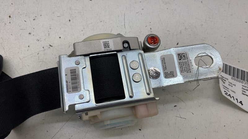 ⭕ 2016-2020 Tesla Model S Front Right 1st Row Seat Belt & Retractor 10