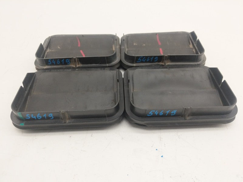 2F2A B280B62 AB ⭕ 12-20 Tesla Model S Rear Quarter Panel Rubber Flap Extractor Air Vent Grille