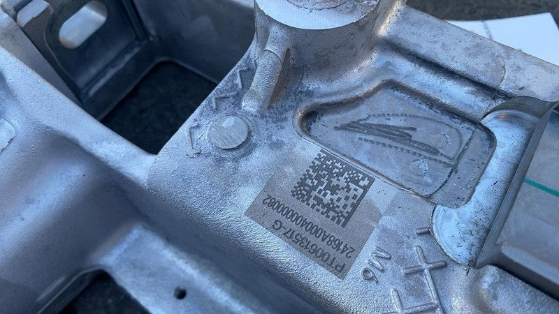 PT00613517-G ⭕ 2025 Rivian R1S Front Subframe Crossmember Undercarriage K-Frame PT00613517-G