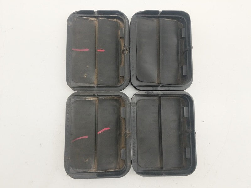 2F2A B280B62 AB ⭕ 12-20 Tesla Model S Rear Quarter Panel Rubber Flap Extractor Air Vent Grille