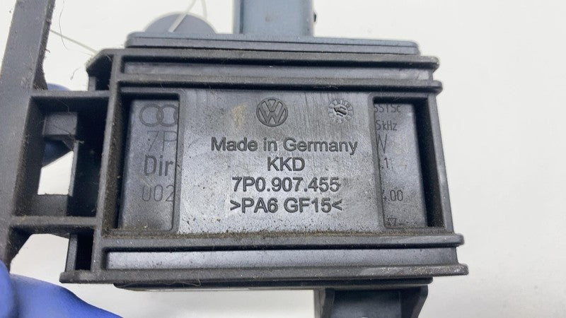 7P0907455 2011-2016 Porsche Cayenne S Front Left Tire Pressure Monitor Control Module OEM